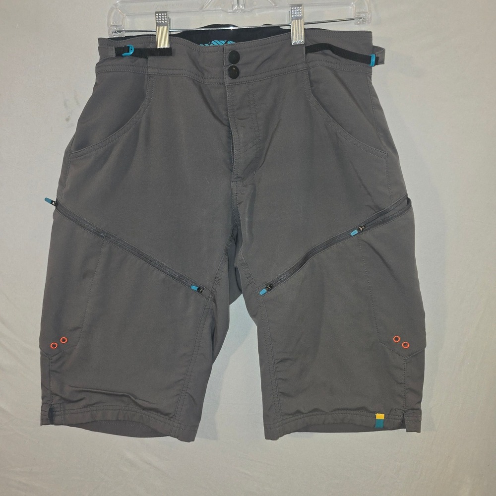 Yeti Mountain Bike Shorts Small Men Grey Adjustable Waist MTB Trail Riding